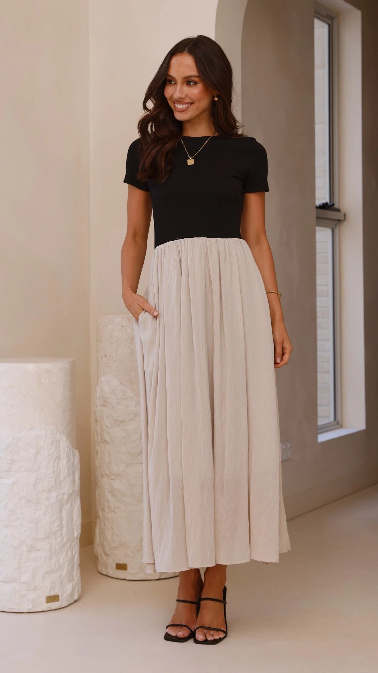 Portia Maxi Dress - Black / Cream