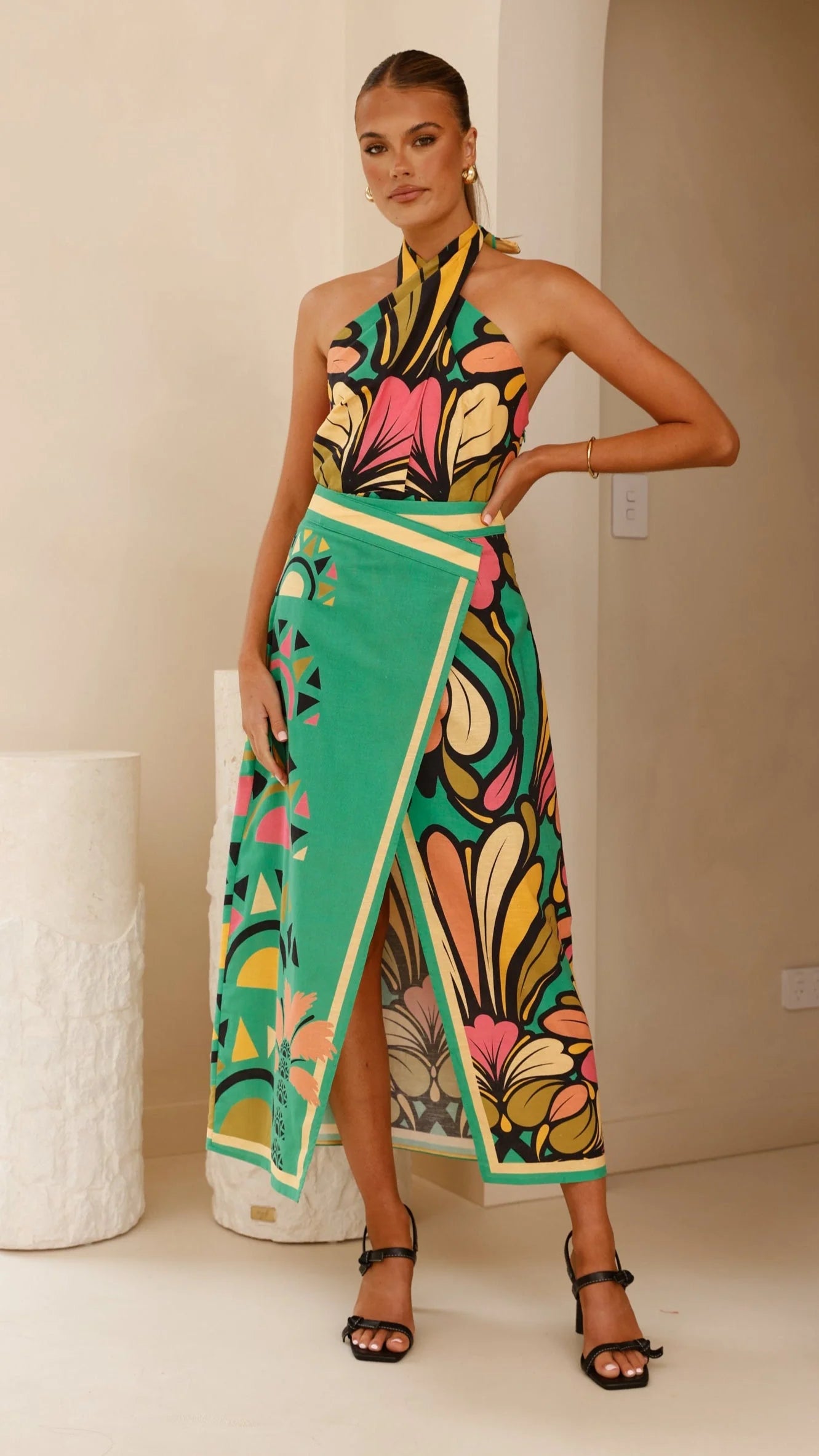 Portugal Twist Halter Top - Apple